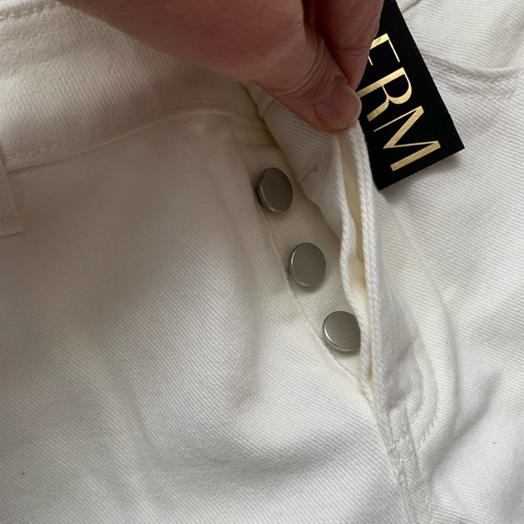 NWT AFRM Distressed White Skinny Jeans. Size 24 - Picture 6 of 7